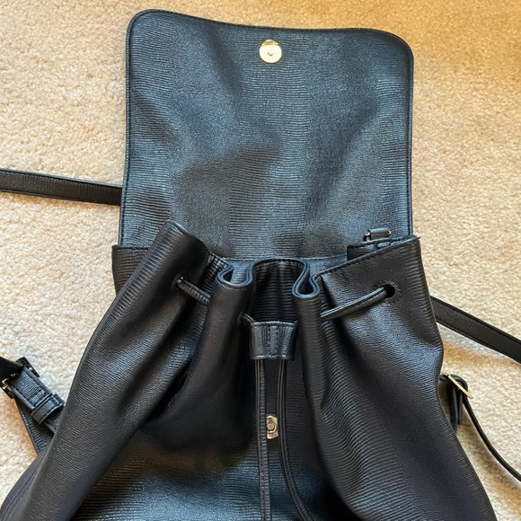 NWOT Victoria's Secret black drawstring faux leather backpack - Picture 7 of 8